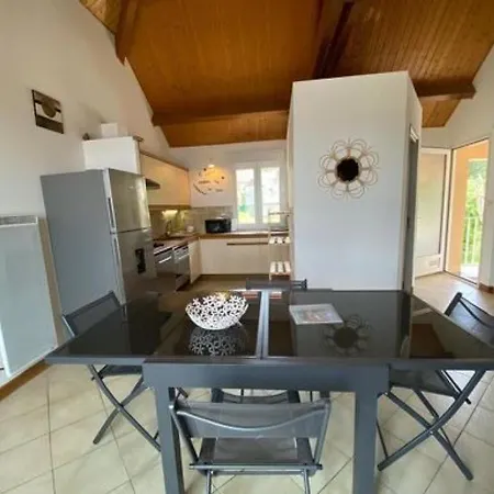 Salles-curan, 2 Pieces, 6 Personnes - Fr-1-601-363 Appartement Salles-Curan